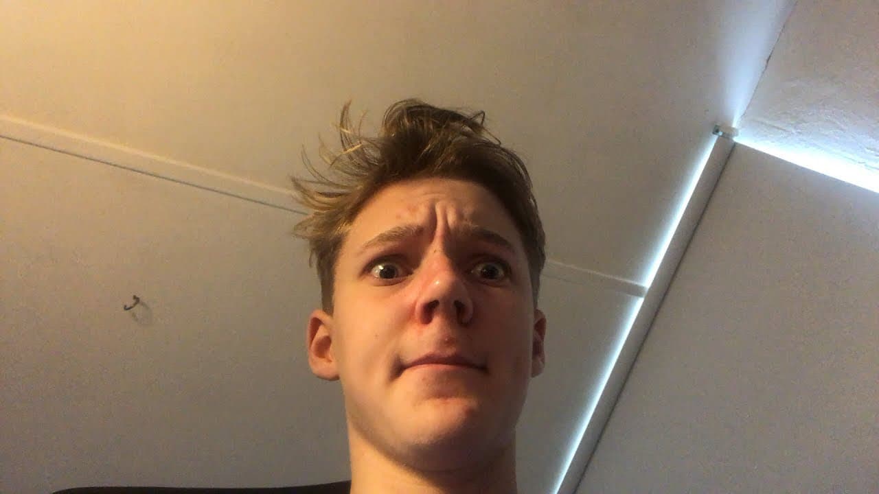 Videominiatyr: IM DUMB MUSIKVIDEO UTE SNART